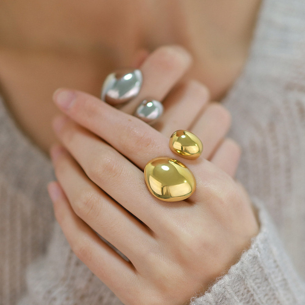 Uma Mão Usando Anel Geométrico 17.5mm JZ1547 - Aço Inox