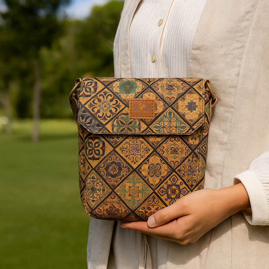 A LADY SHOWING THE CORK BAG GZH-2358 IN A PARK